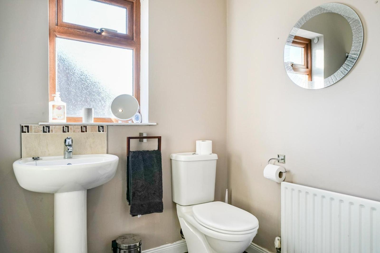 3 Bed House, Quiet Location Close To Bangor 外观 照片
