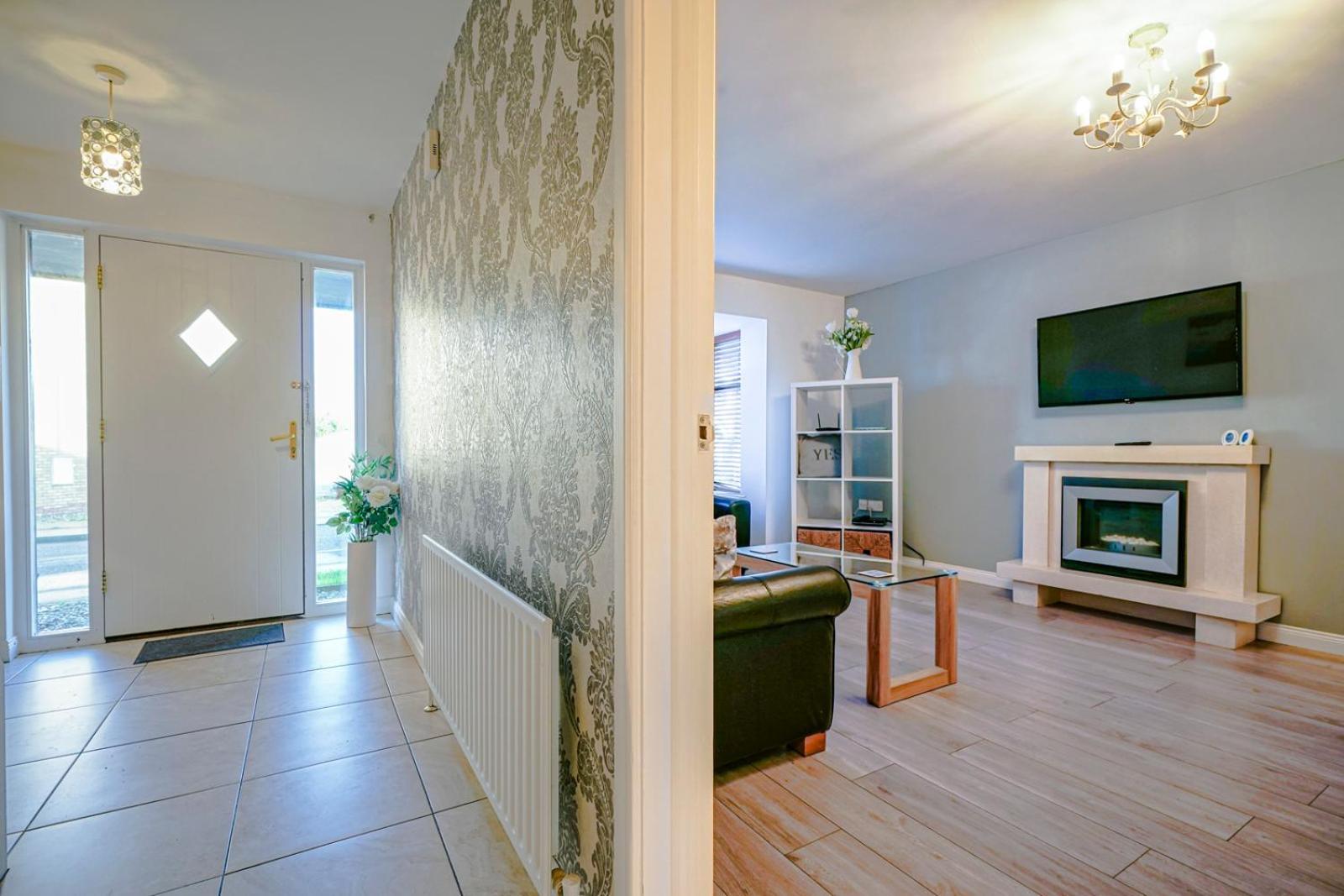 3 Bed House, Quiet Location Close To Bangor 外观 照片